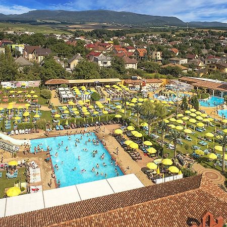 Villa Plaza Boutique Hotel & Spa Presov Bagian luar foto
