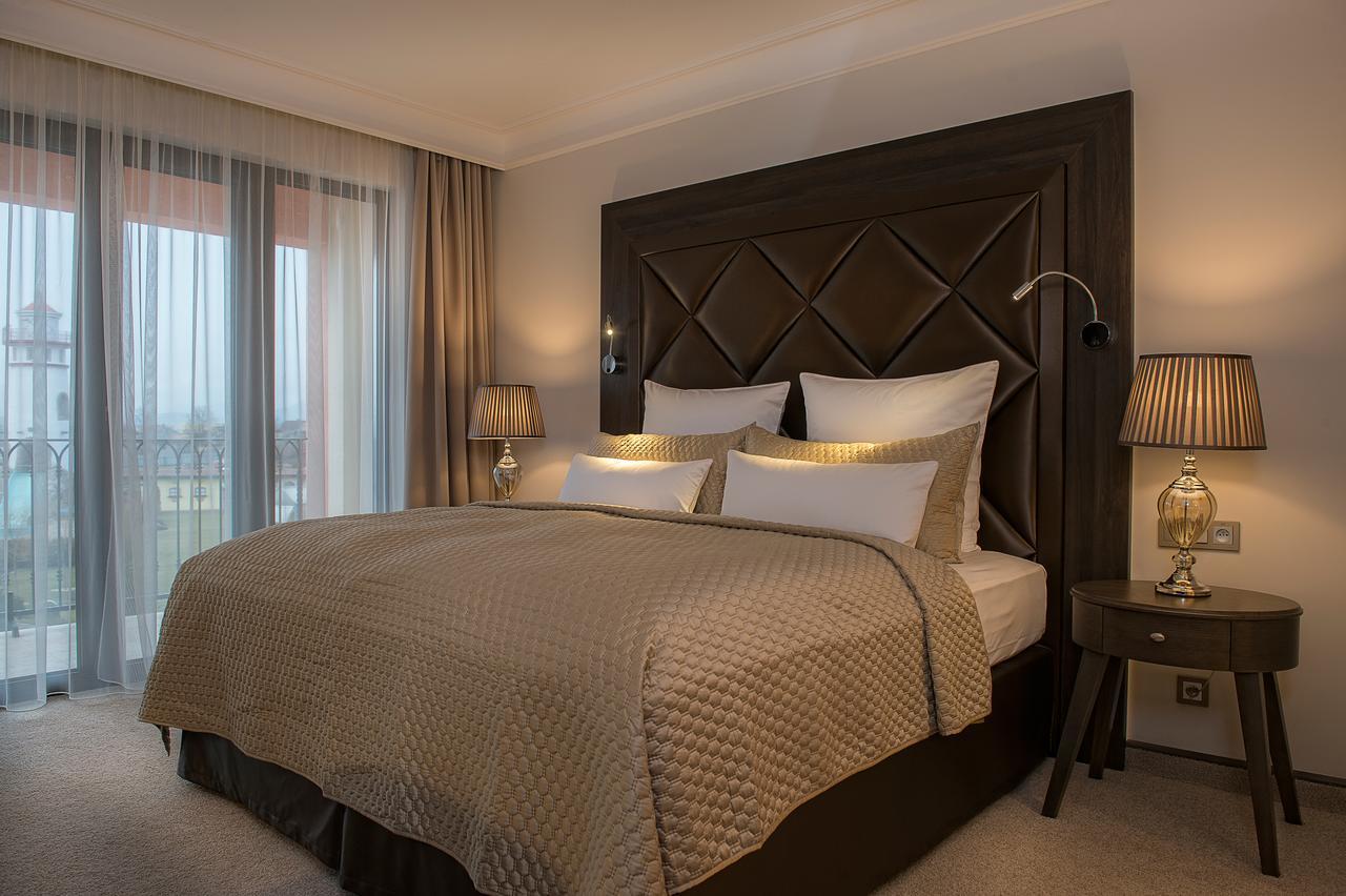 Villa Plaza Boutique Hotel & Spa Presov Bagian luar foto