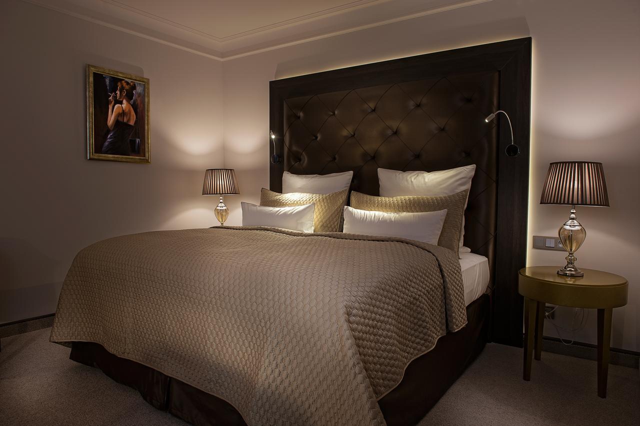 Villa Plaza Boutique Hotel & Spa Presov Bagian luar foto