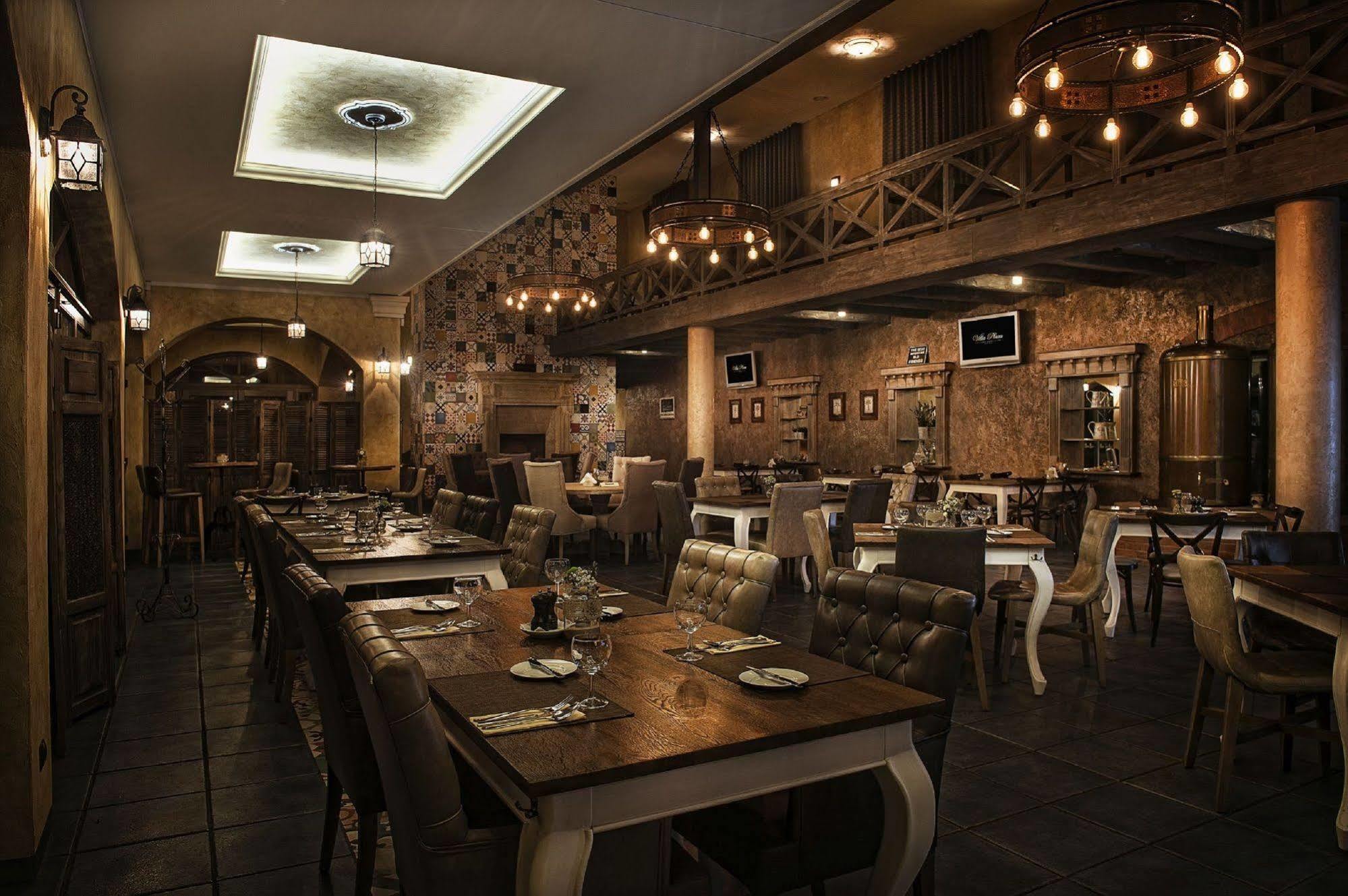 Villa Plaza Boutique Hotel & Spa Presov Bagian luar foto