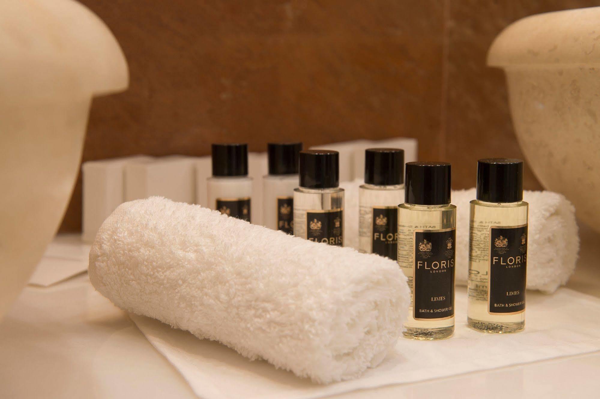 Villa Plaza Boutique Hotel & Spa Presov Bagian luar foto
