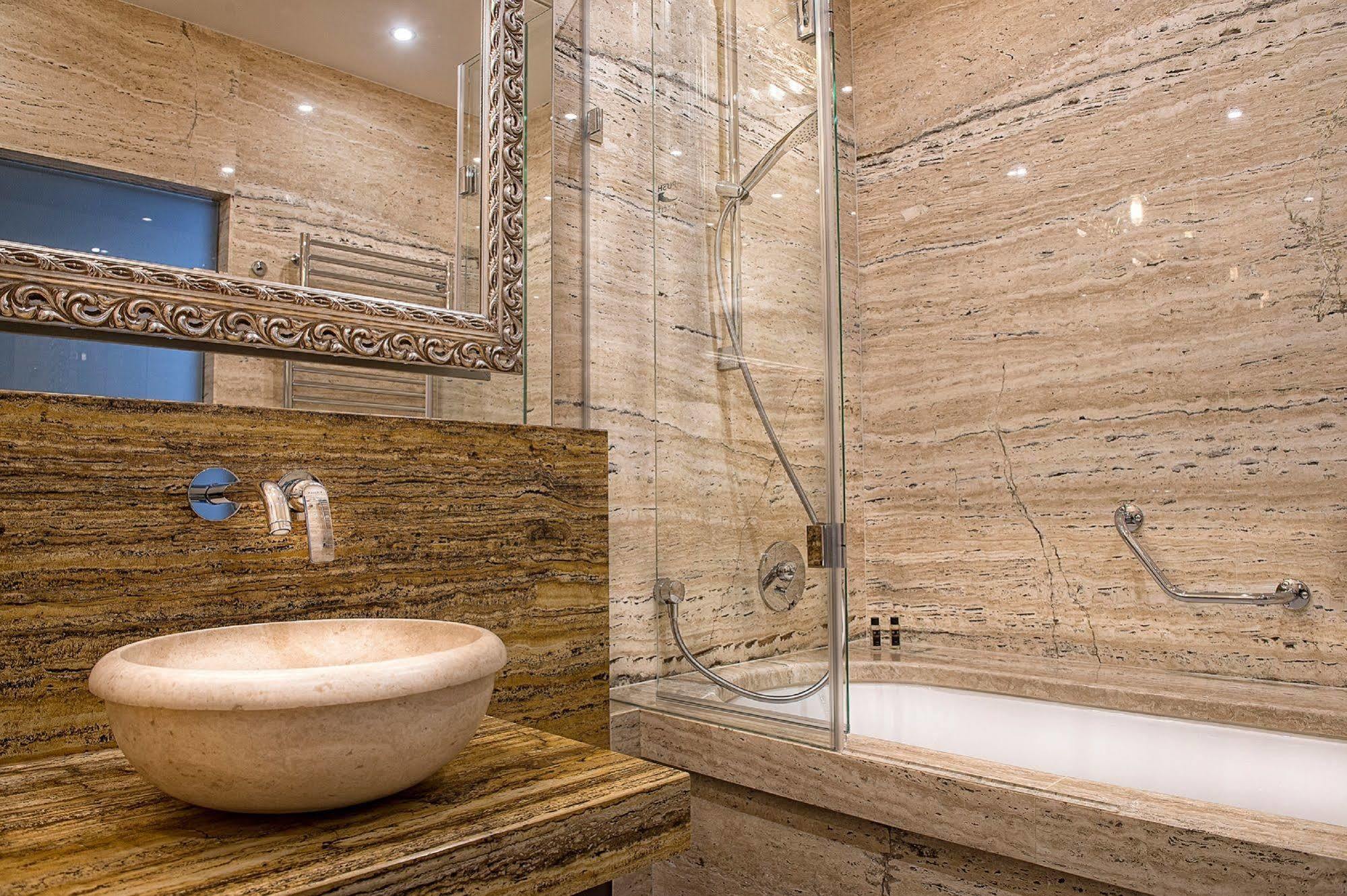Villa Plaza Boutique Hotel & Spa Presov Bagian luar foto