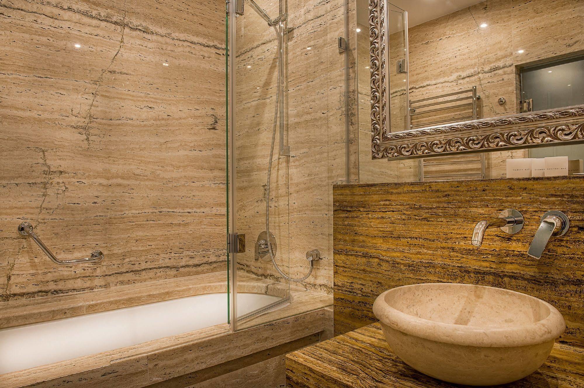 Villa Plaza Boutique Hotel & Spa Presov Bagian luar foto