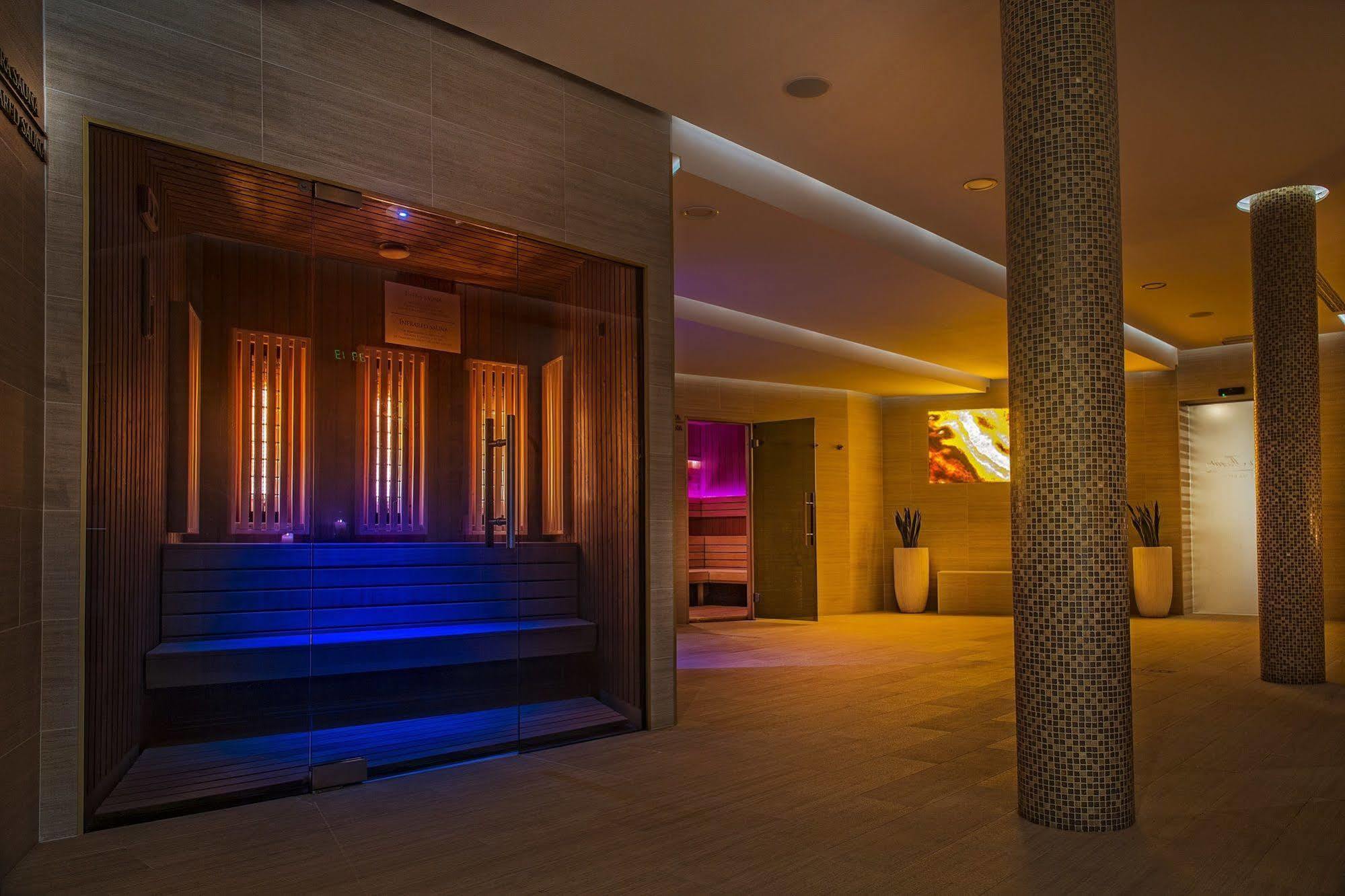Villa Plaza Boutique Hotel & Spa Presov Bagian luar foto
